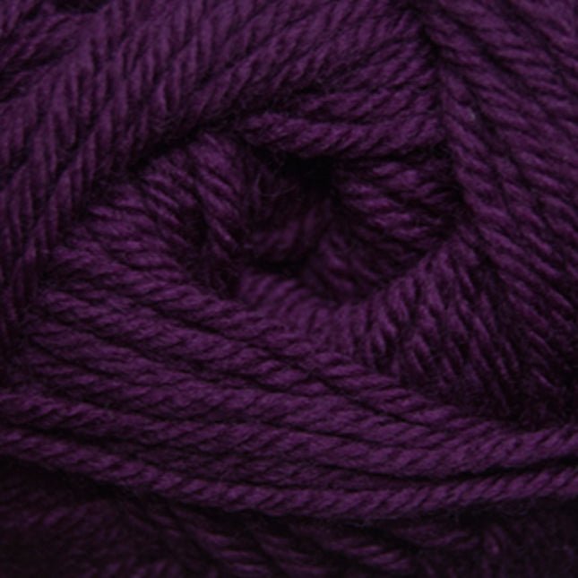 220 Superwash Merino - A Twist of Yarn