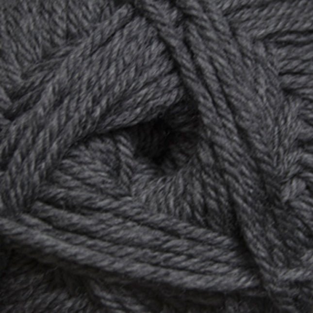 220 Superwash Merino - A Twist of Yarn