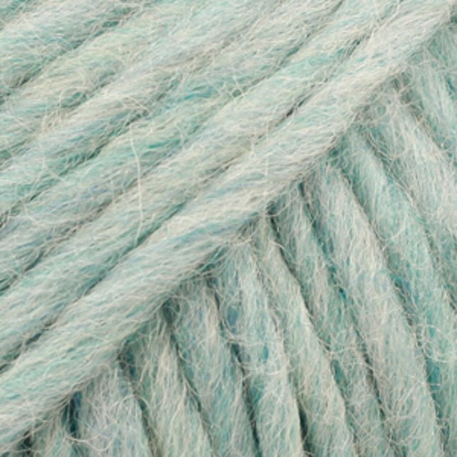 Drops Snow - A Twist of Yarn