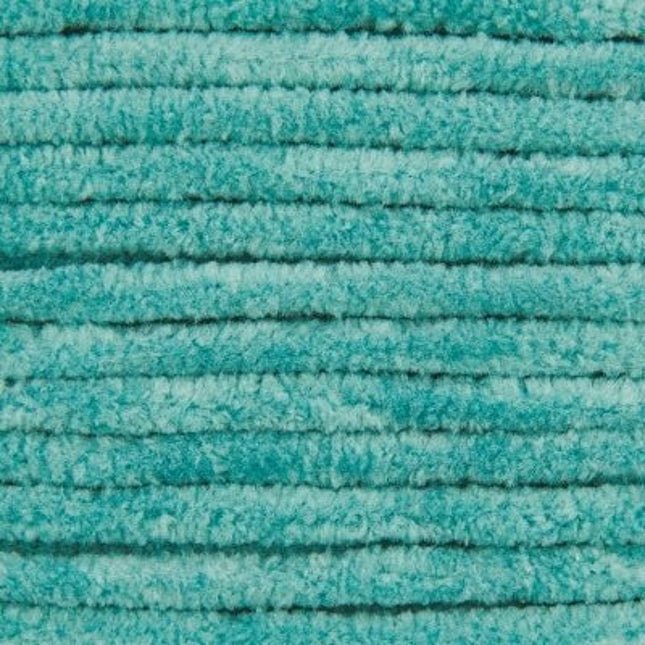 Chenillove - A Twist of Yarn