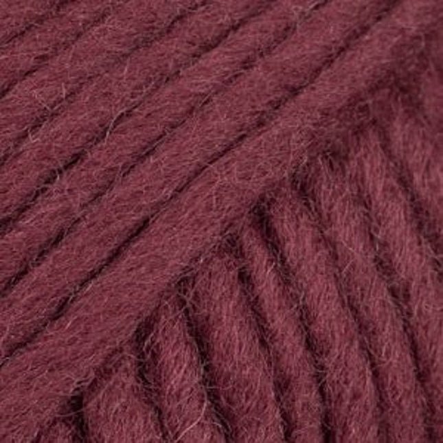 Drops Snow - A Twist of Yarn