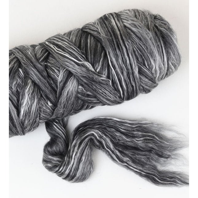 Merino Silk Roving 25g - A Twist of Yarn